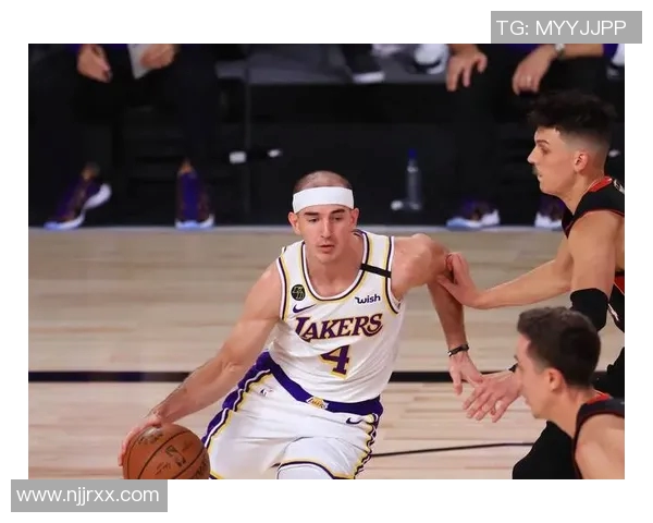 亚历克斯卡鲁索的篮球之路与职业生涯精彩瞬间回顾